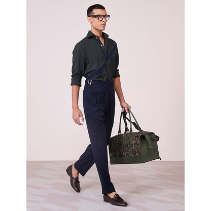 S&N by Shantnu Nikhil Mens Green Rayon Blend Plain Slim Fit Shirt
