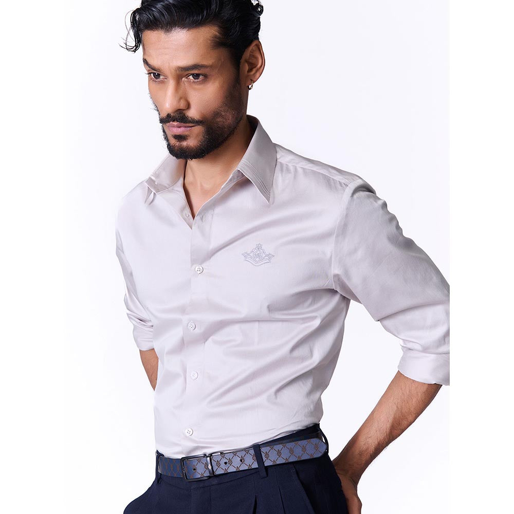 S&N by Shantnu Nikhil Mens Grey Rayon Blend Plain Slim Fit Shirt