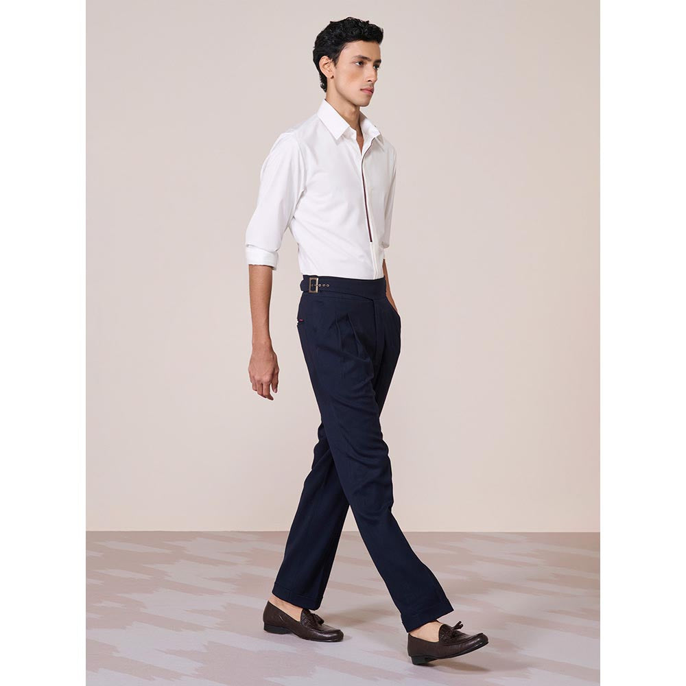 S&N by Shantnu Nikhil Men's White Rayon Blend Plain Slim Fit Shirt