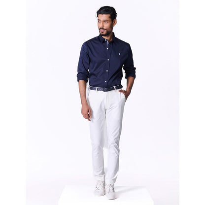 S&N by Shantnu Nikhil Men's Navy Blue Cotton Blend Plain Slim Fit Shirt
