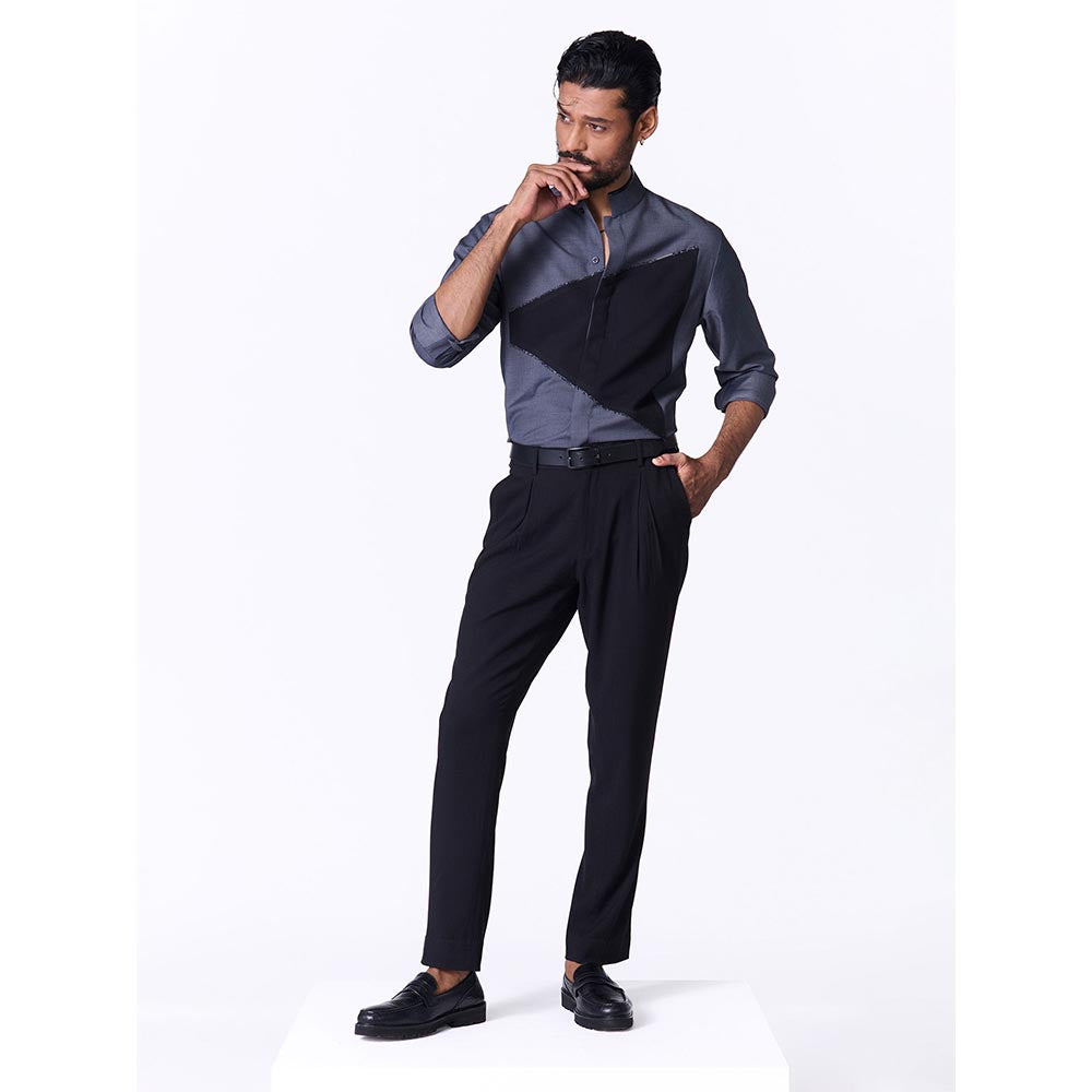 S&N by Shantnu Nikhil Men's Grey Rayon Blend Plain Slim Fit Shirt