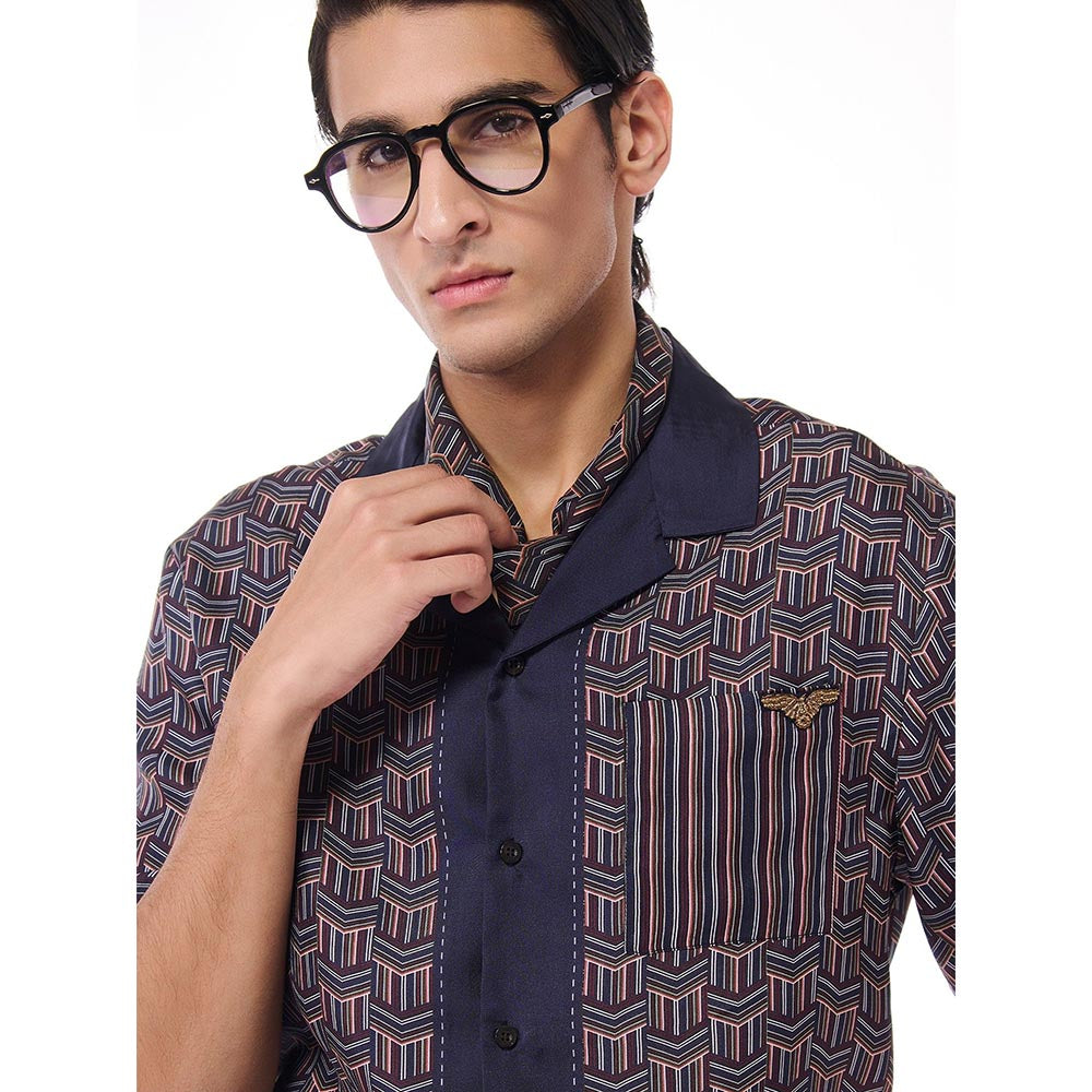 S&N by Shantnu Nikhil Men Navy Blue Silk Geometric Shirt