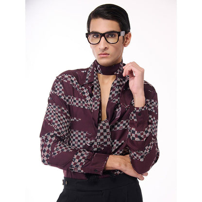 S&N by Shantnu Nikhil Men Maroon Silk Checks Shirt