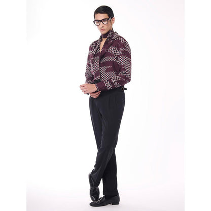 S&N by Shantnu Nikhil Men Maroon Silk Checks Shirt