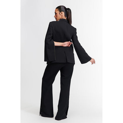 S&N by Shantnu Nikhil Black Anti-Trend Zipped Blazer