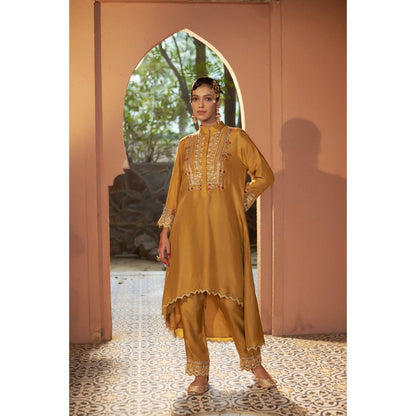 Sonia Khatri Golden Primrose High-Low Kurta with Pant (Set of 2)