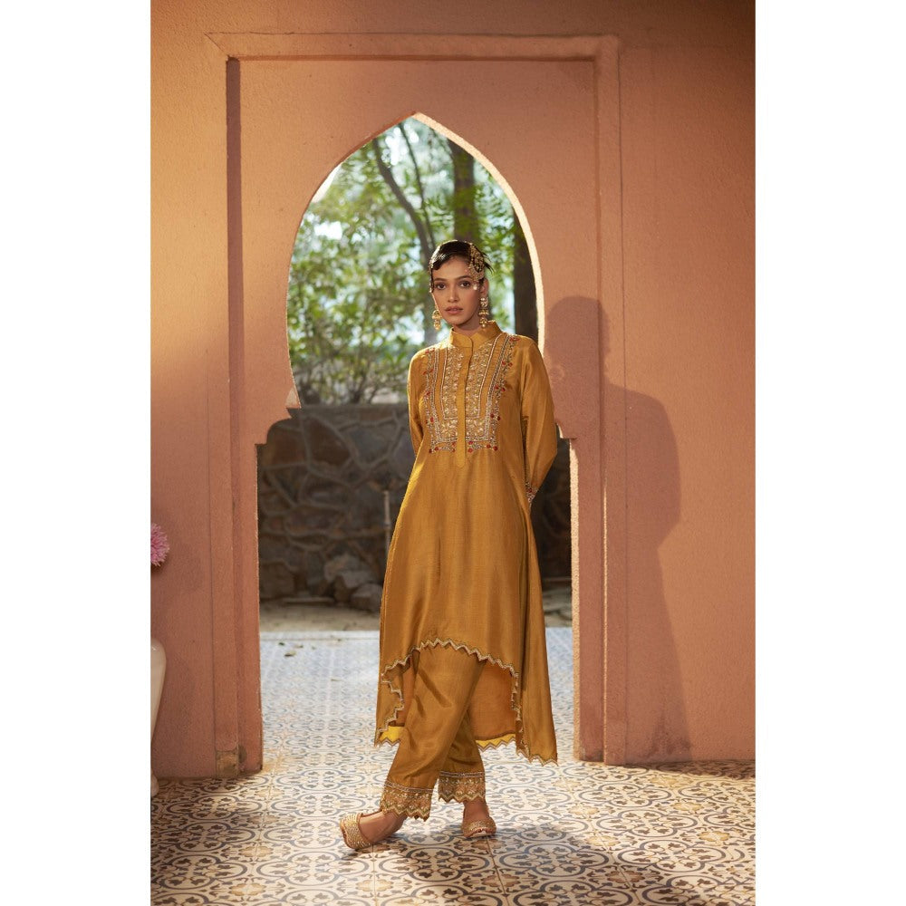 Sonia Khatri Golden Primrose High-Low Kurta with Pant (Set of 2)