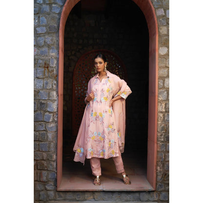 Sonia Khatri Peach Pale Kurta with Pant and Dupatta (Set of 3)