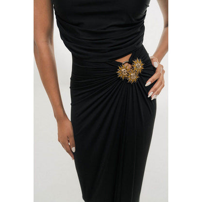 SOTBELLA Bloom Black Flared with Sun Brooch Maxi Dress