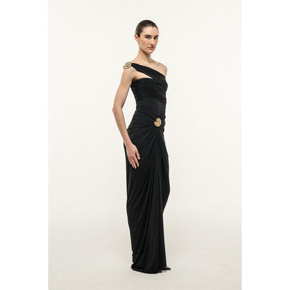 SOTBELLA BLACK ONE-SHOULDER DRAPED MAXI DRESS WITH GOLD SHELL DETAIL