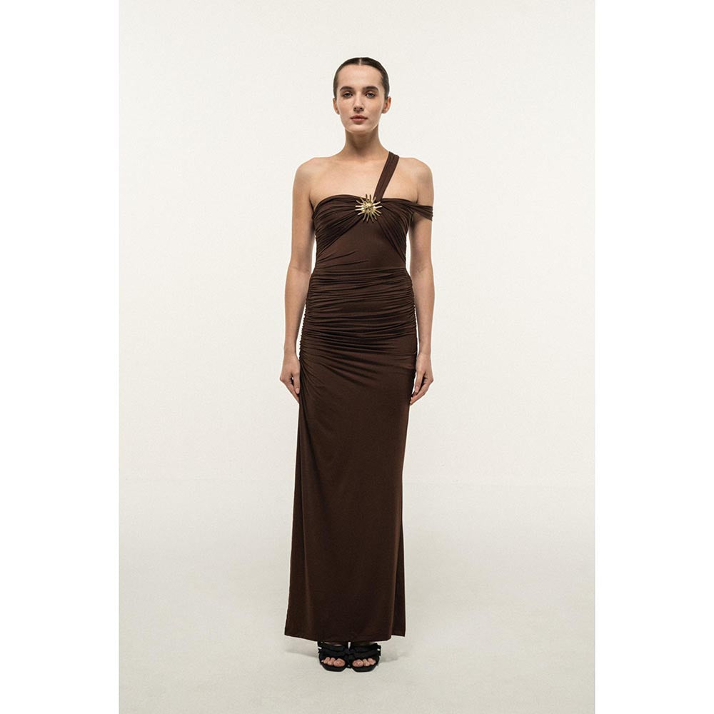 SOTBELLA BROWN ONE-SHOULDER DRAPED MAXI DRESS WITH GOLD STAR DETAIL