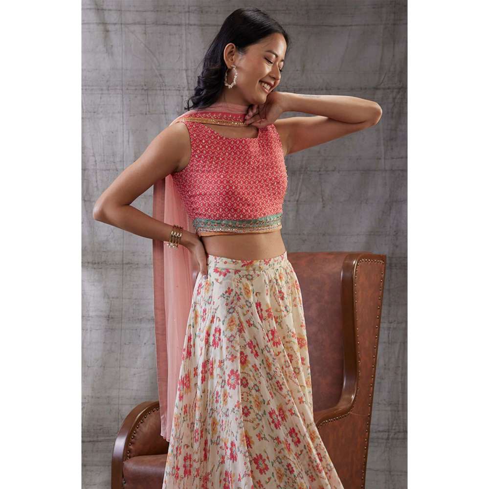 Soup by Sougat Paul Zahra Embroidered Lehenga Dupatta (Set of 3)