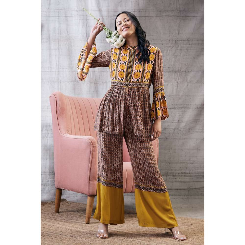 Soup by Sougat Paul Taahira Printed Kurta (Set of 2)