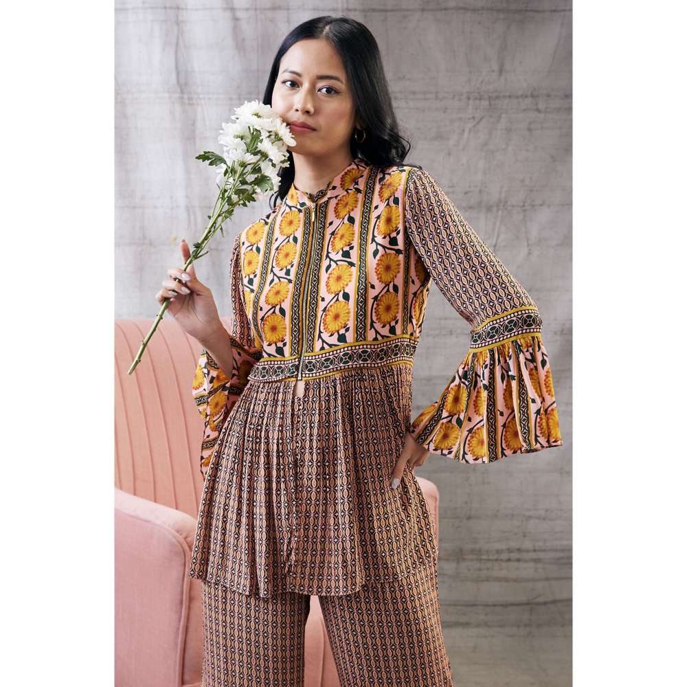 Soup by Sougat Paul Taahira Printed Kurta (Set of 2)