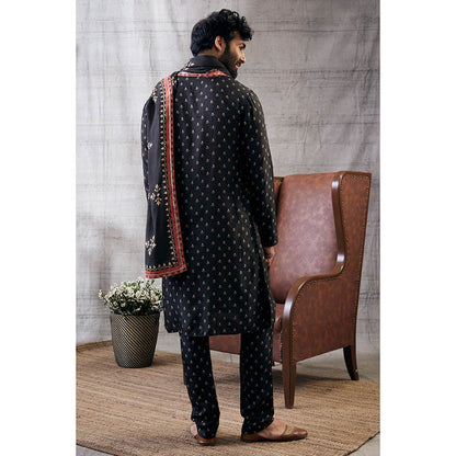 Soup by Sougat Paul Zahra Printed Kurta with Shawl (Set of 3)