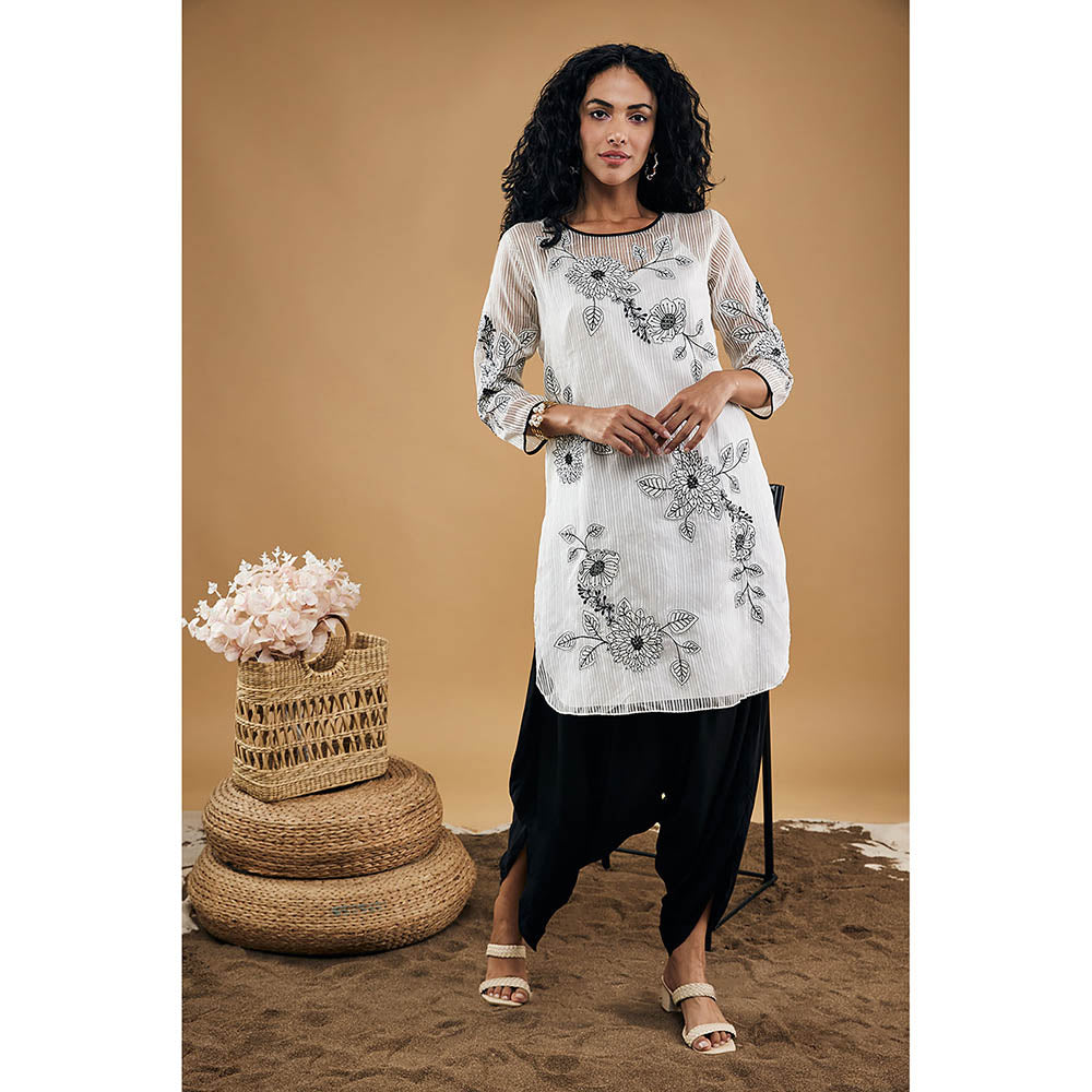 Soup by Sougat Paul Nazli Patch-Worked Kurta (Set of 2)