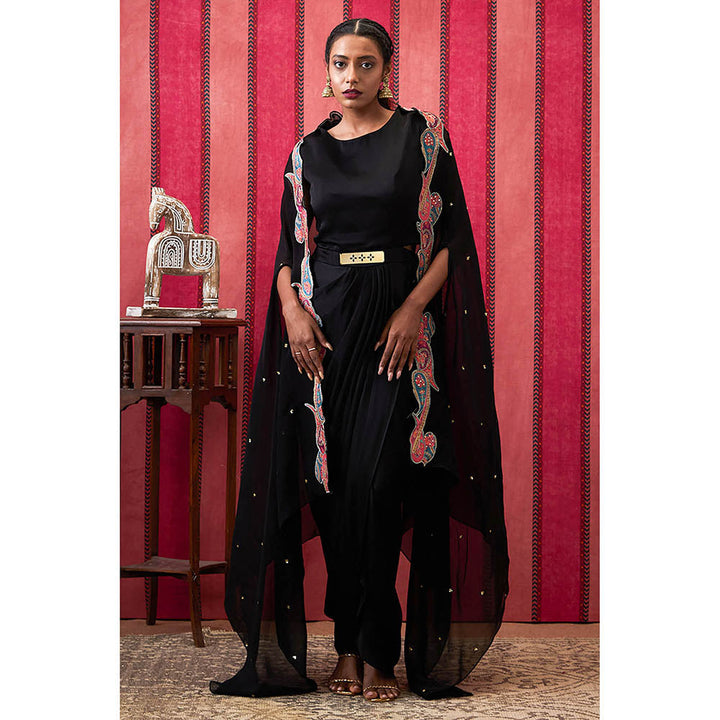 Soup by Sougat Paul Qala Black Paisley Maxi Dress with Cape (Set of 2)