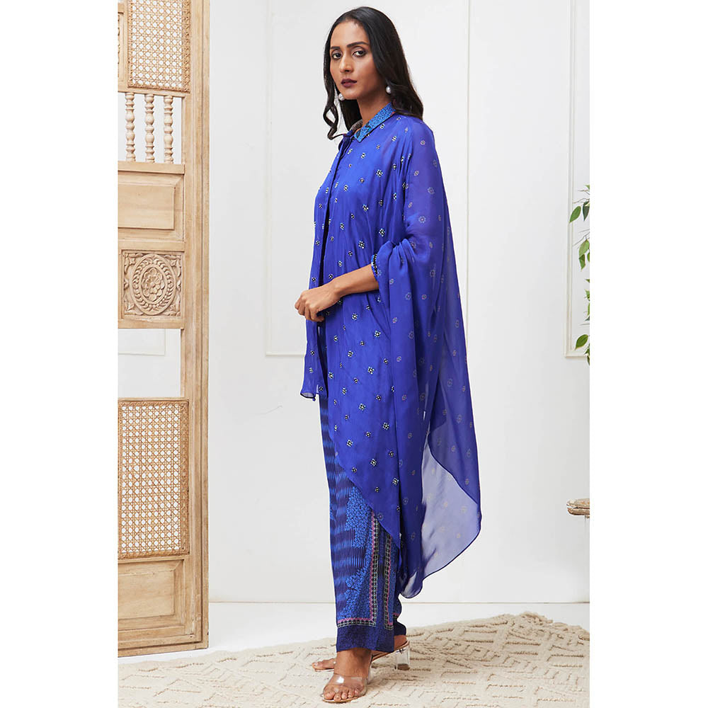 Soup by Sougat Paul Zaynab Blue Embroidered Co-Ord (Set of 2)