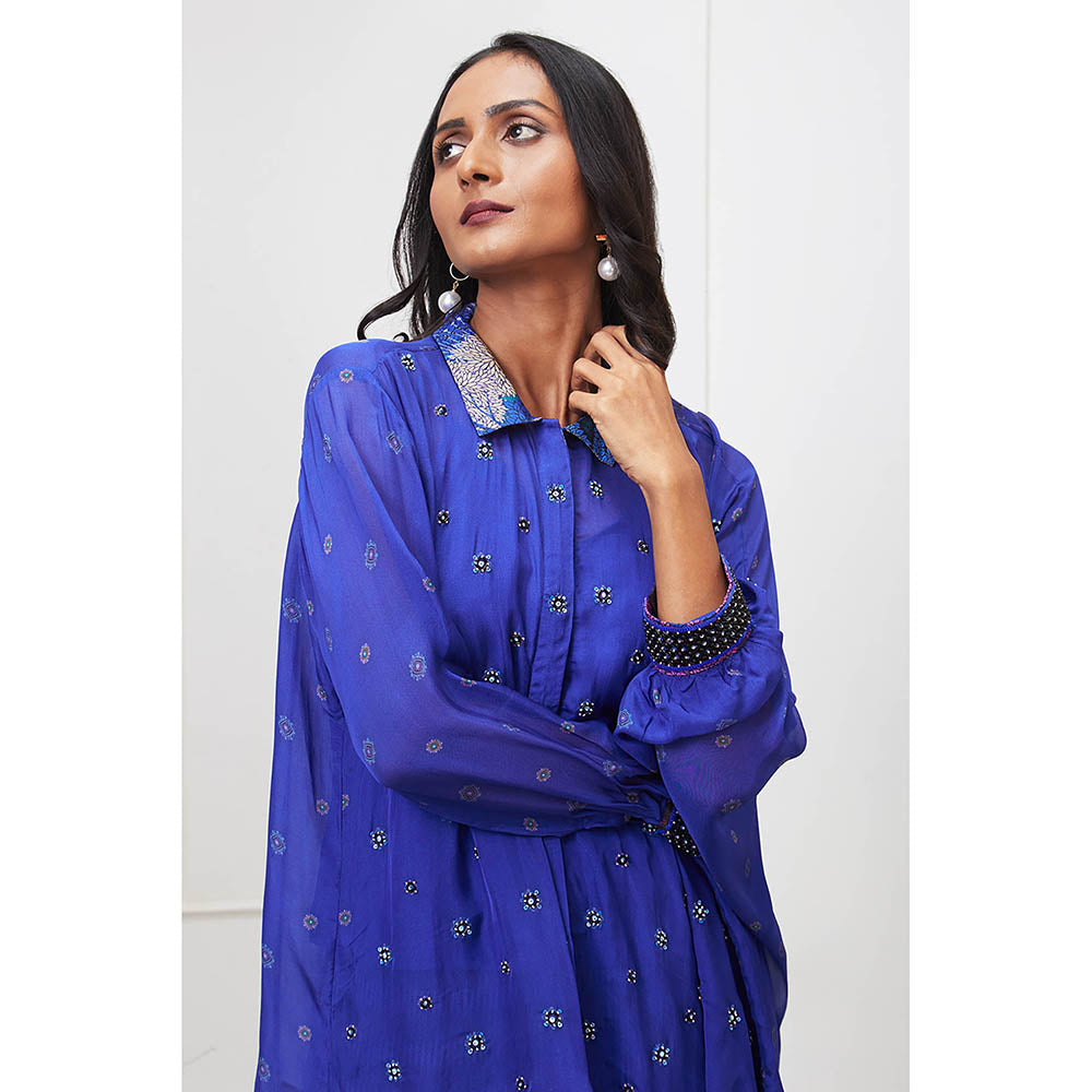 Soup by Sougat Paul Zaynab Blue Embroidered Co-Ord (Set of 2)