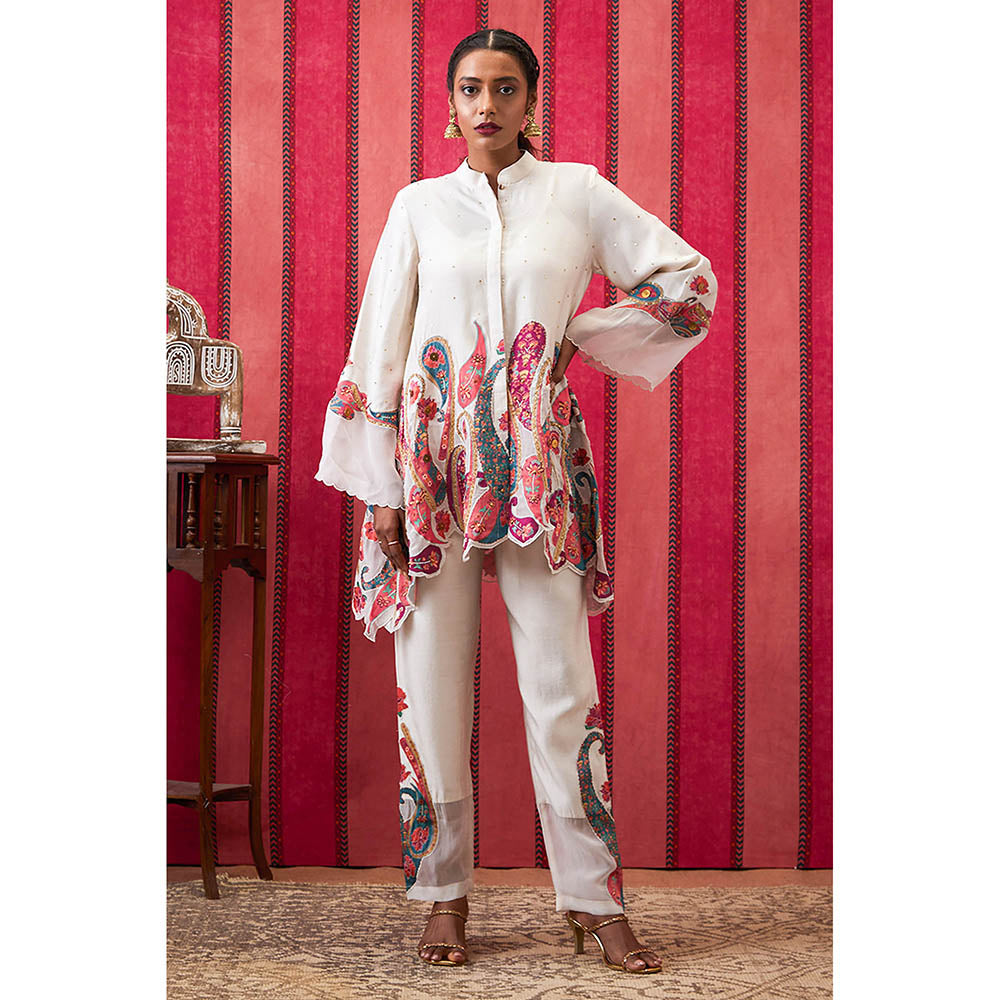 Soup by Sougat Paul Qala White Paisley Co-Ord (Set of 2)