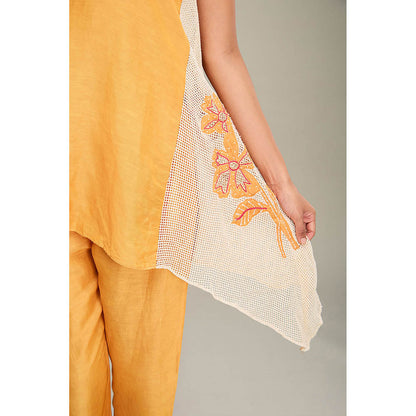 Soup by Sougat Paul Zinnia Applique Asymmetric Kurti and Pant (Set of 2)