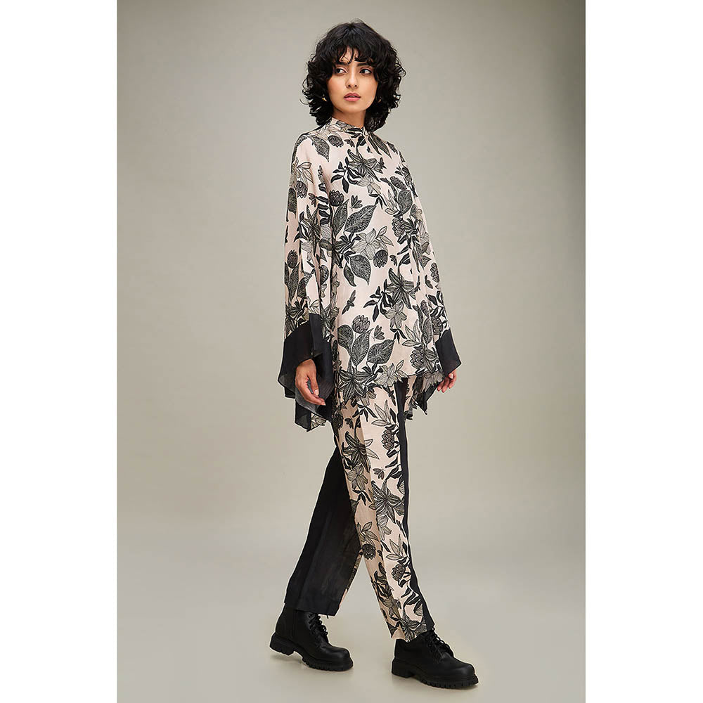 Soup by Sougat Paul Black Ahyana Printed Co-Ord (Set of 2)