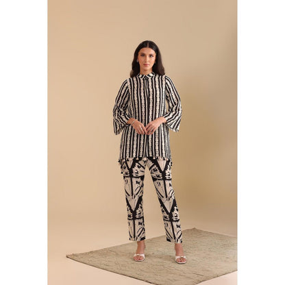 Soup by Sougat Paul Black Naqsh Embellished Shirt with Pant (Set of 2)