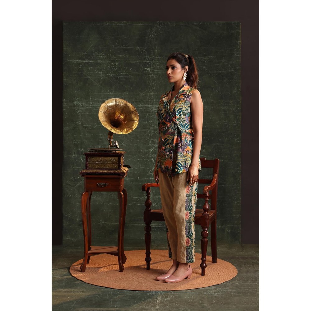 Soup by Sougat Paul Multi-Colour Kaira Embellished Sleeveless Blazer with Pant (Set of 2)