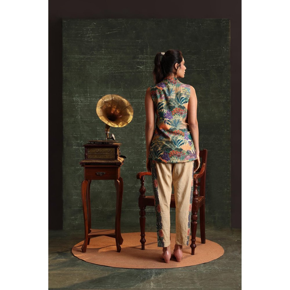 Soup by Sougat Paul Multi-Colour Kaira Embellished Sleeveless Blazer with Pant (Set of 2)