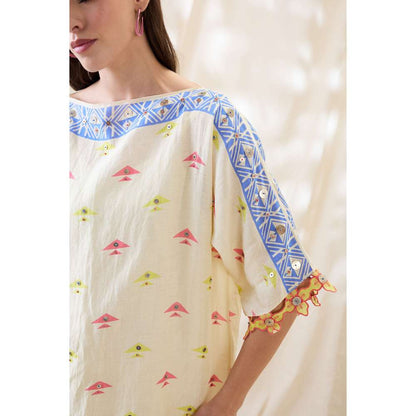 Soup by Sougat Paul Kitchra Appliqued Embellished Co-Ord (Set of 2)