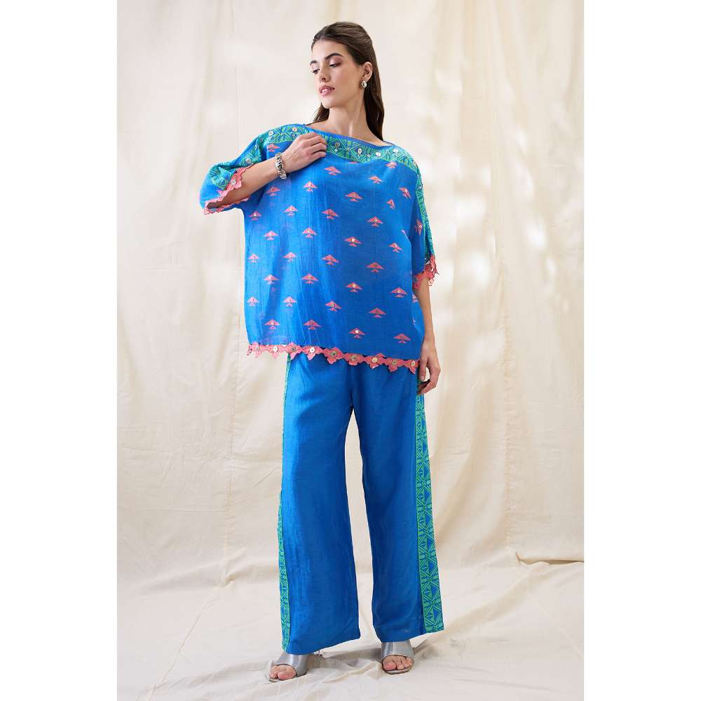 Soup by Sougat Paul Blue Kitchra Appliqued Embellished Co-Ord (Set of 2)