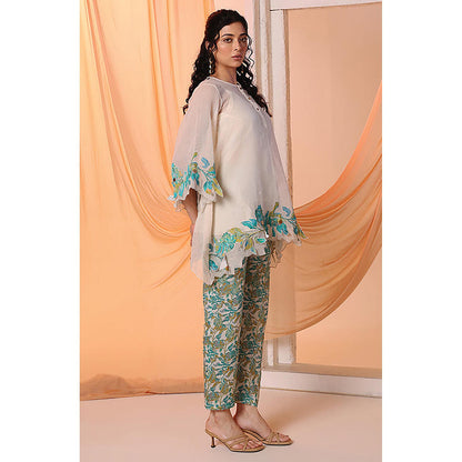 Soup by Sougat Paul Aarani Appliqued Off White Tunic with Pant