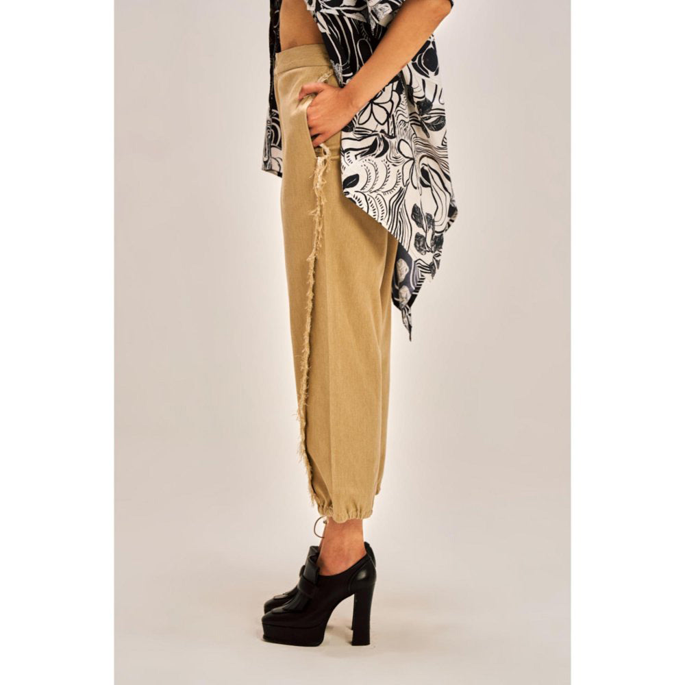 SPACE Kunafa Fray Edged Pant