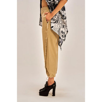 SPACE Kunafa Fray Edged Pant
