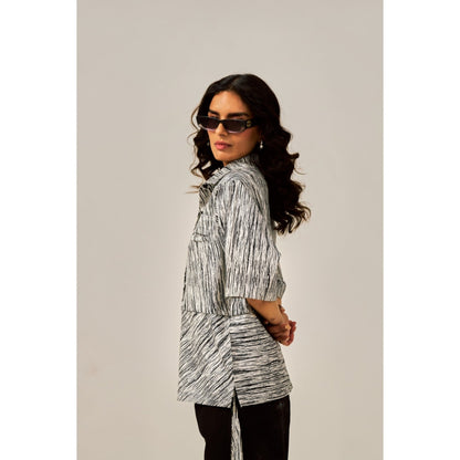 SPACE Ros Scribble Print Shirt
