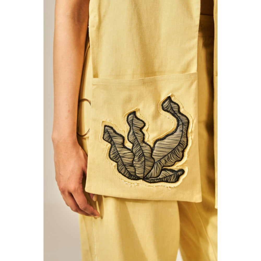 SPACE Cheri Surtout Applique Detailed Shrug