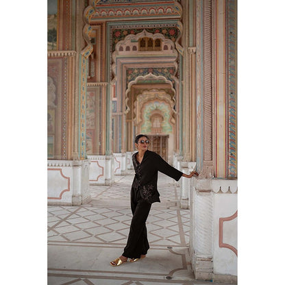 SPACE Oversized Kala Cotton Pataka Black Shirt & Pant