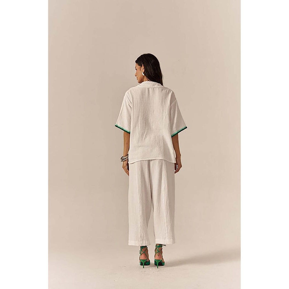 SPACE Crochet Details White Top And Barrel Style Pant