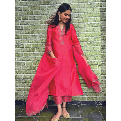 Spring Soul Chanderi Embroidered Kurta with Pant and Organza Dupatta (Set of 3)