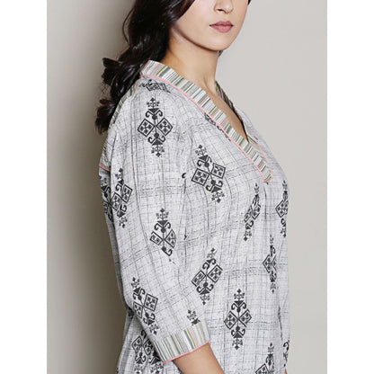 Spring Soul Printed Grey V-Neck Kurta with Pant (Set of 2)