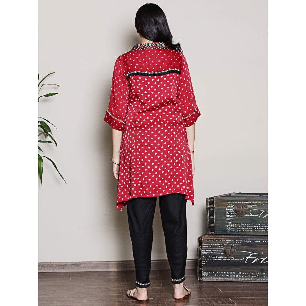 Spring Soul Bandhani Asymmetric Kurta with Yoke Detailing Dhoti Pants (Set of 2)