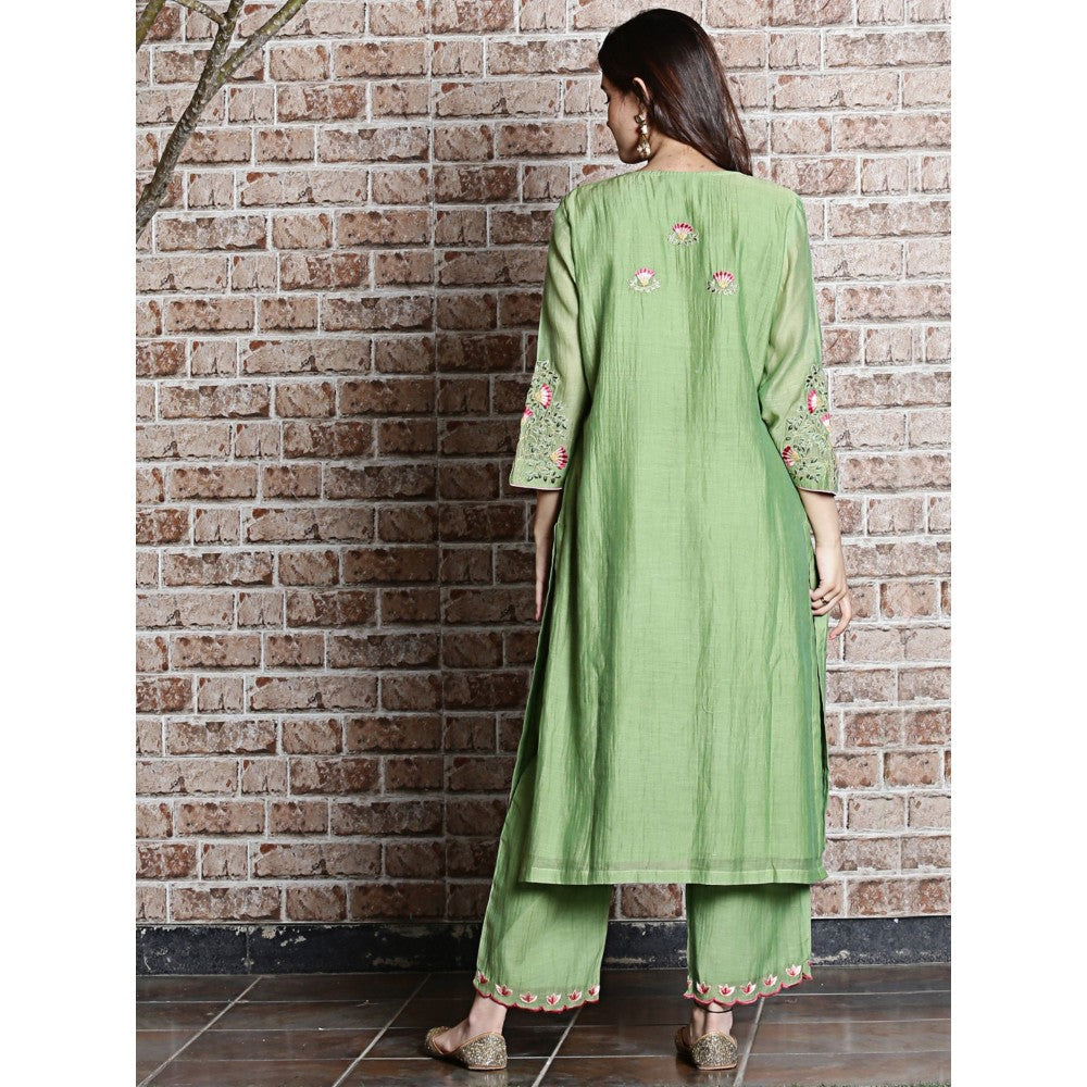 Spring Soul Green Chanderi Embroidered Kurta and Pant with Ombre Dupatta (Set of 3)