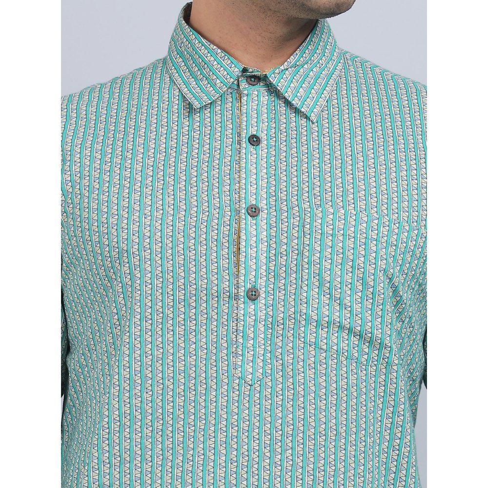 Spring Soul Green Shirt Collar Kurta In Comfort Fit