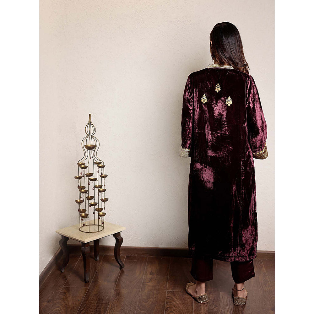 Spring Soul Wine Embroidered Velvet Kurta With Velvet Pant And Organza Dupatta (Set of 3)