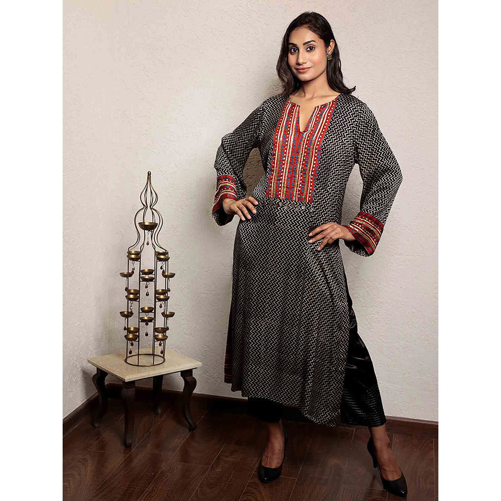 Spring Soul Black Hand Embroidered Zig Zag Modal Silk Kurta