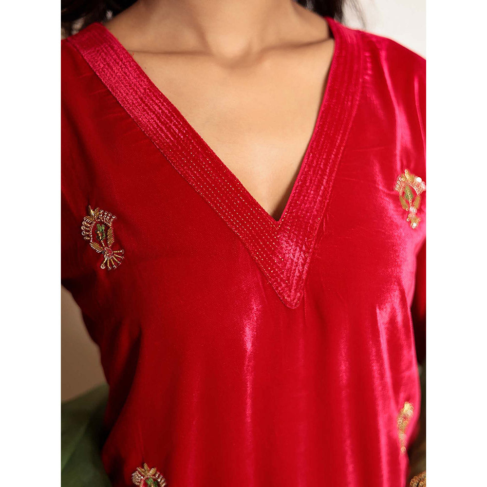 Spring Soul Fuchsia Pink Hand Embroidered Velvet Kurta