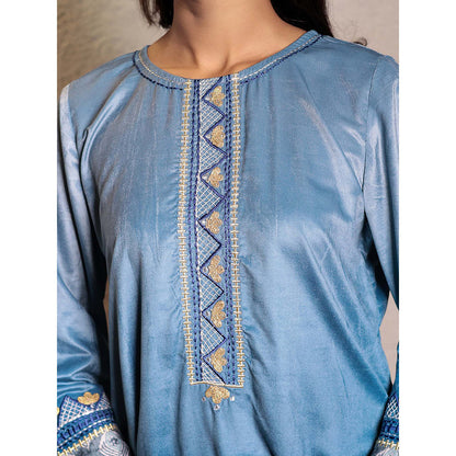 Spring Soul Blue Ombre Embroidered Micro Velvet Kurta