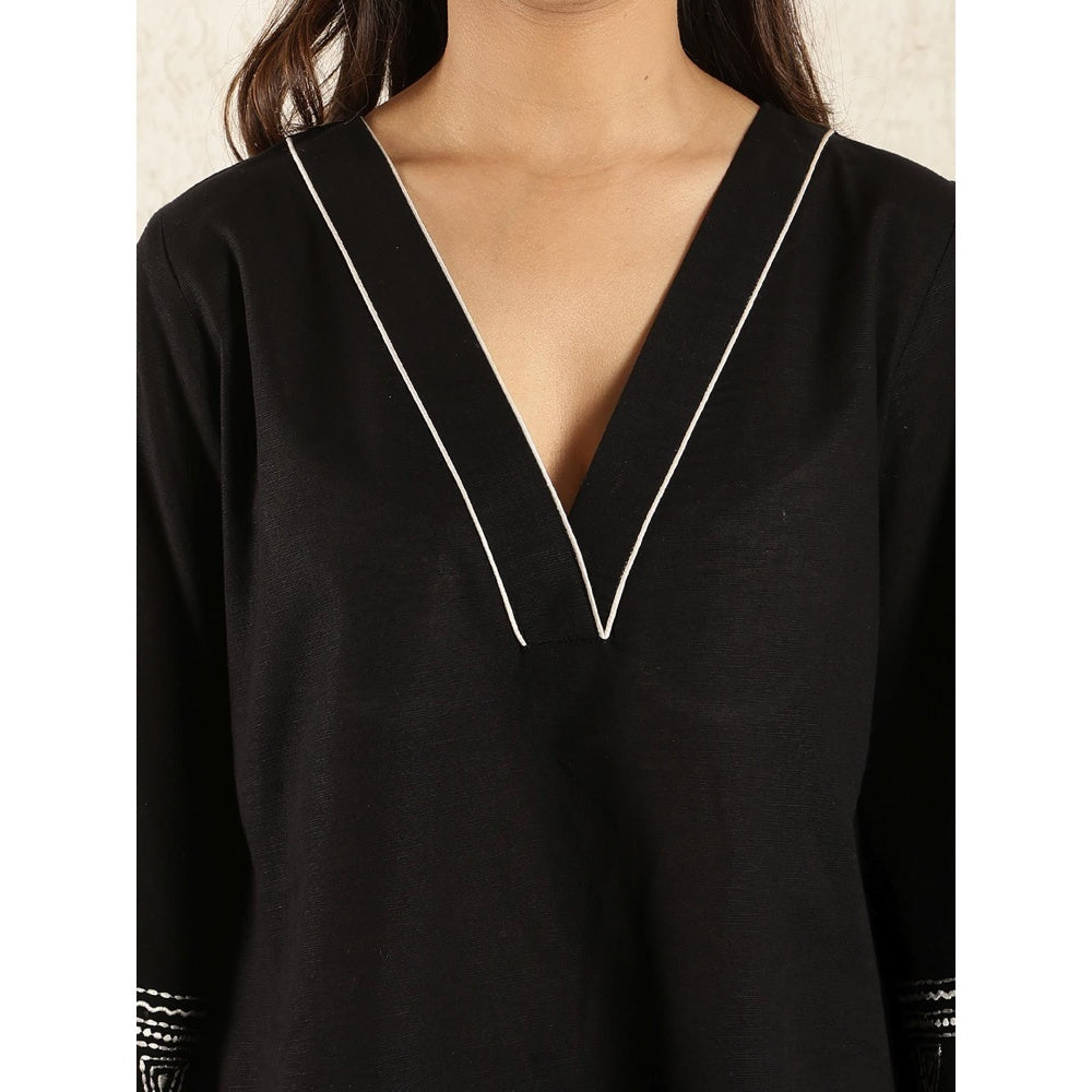 Spring Soul Black Kantha Embroidered Cotton Linen Suit