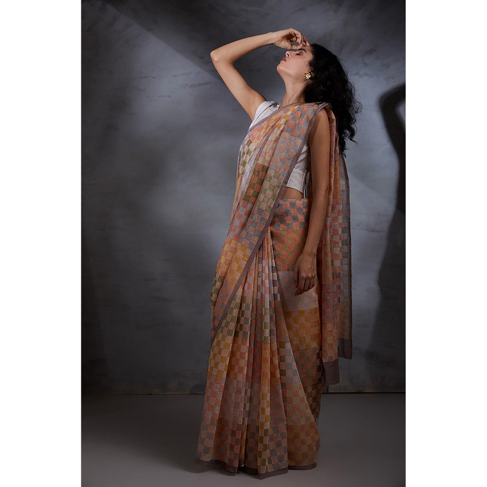 Studio Shikha Malik Zindagi Gulzar Hai - Saree