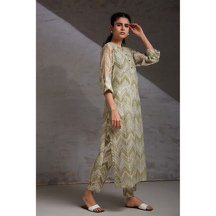 Studio Shikha Malik Vadiyan - Kurta (Set of 3)